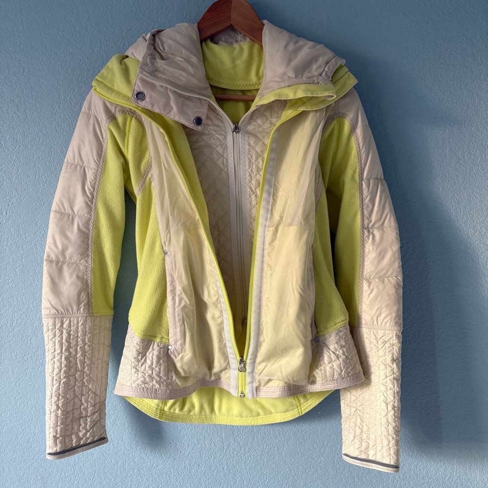 Lululemon Run Bundle Up Full Zip Jacket Quilted Down Removable Hood Snow Bunny